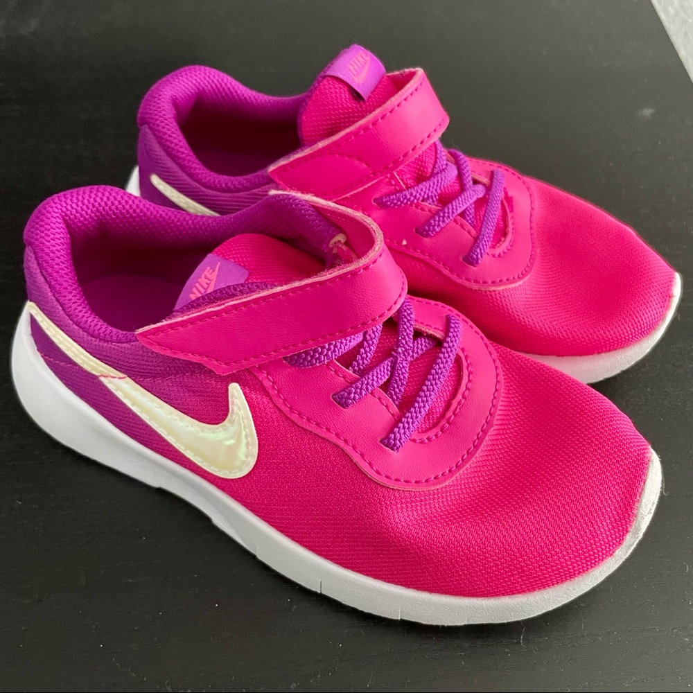 Nike Toddler Tanjun Sneakers 10C